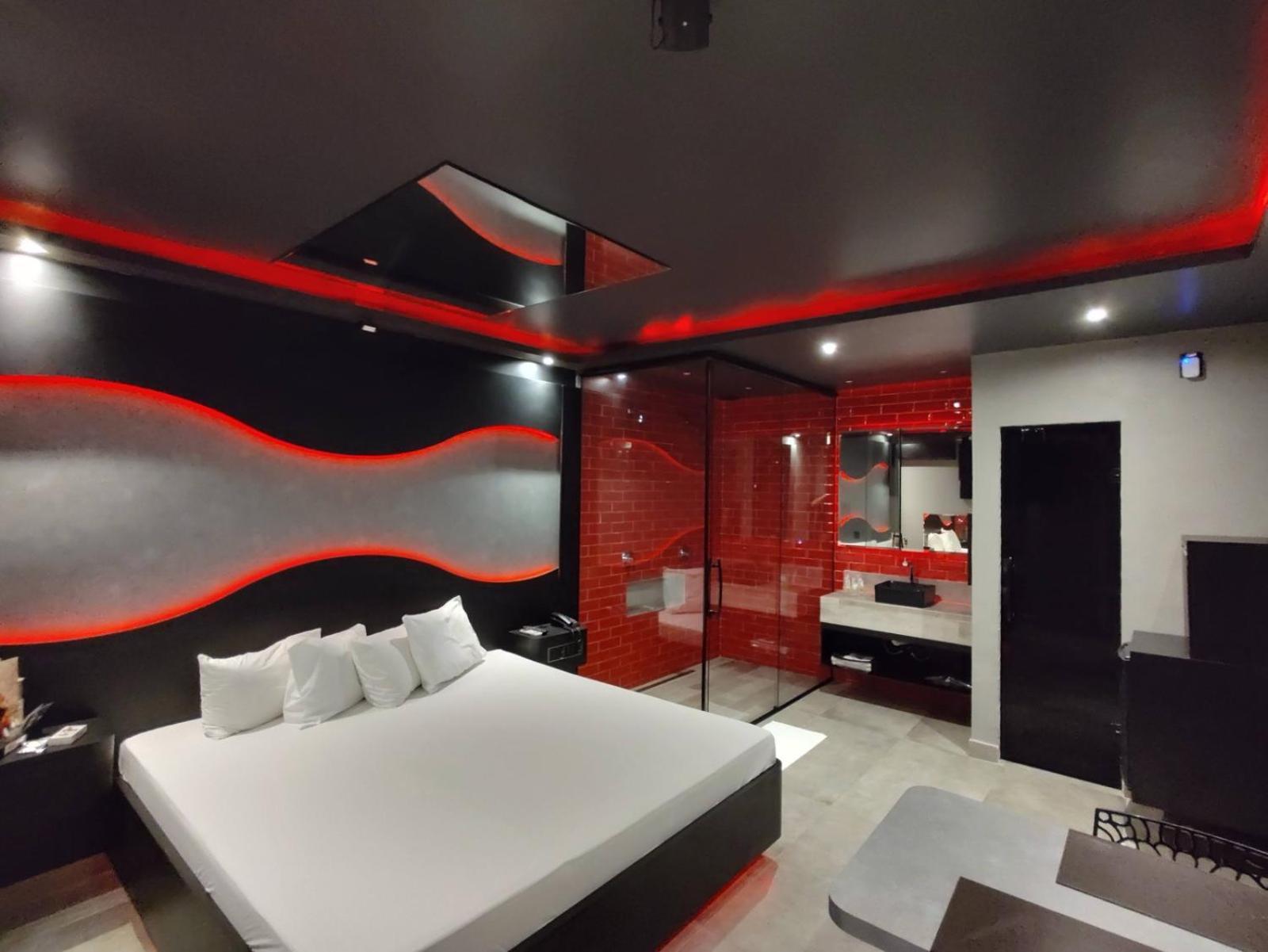 Motel Prestige ソロカーバ エクステリア 写真